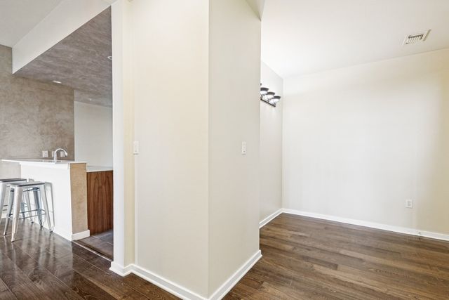 2323 N Houston Street 310, Dallas, TX 75219