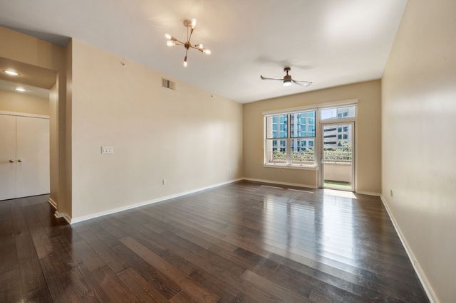 2323 N Houston Street 310, Dallas, TX 75219
