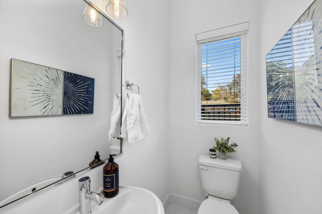 1570 W Tidwell Road, Houston, TX 77091