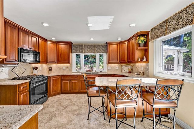 22192 Tama, Lake Forest, CA 92630