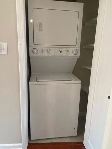 93 Oakwood Avenue, Edgerton, WI 53534