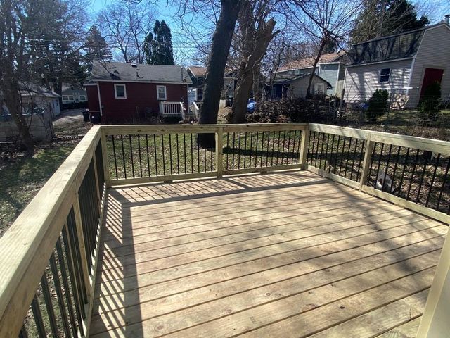 93 Oakwood Avenue, Edgerton, WI 53534