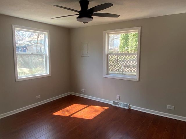 93 Oakwood Avenue, Edgerton, WI 53534