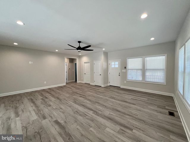 175 WILDWOOD RD, Colonial Beach, VA 22443