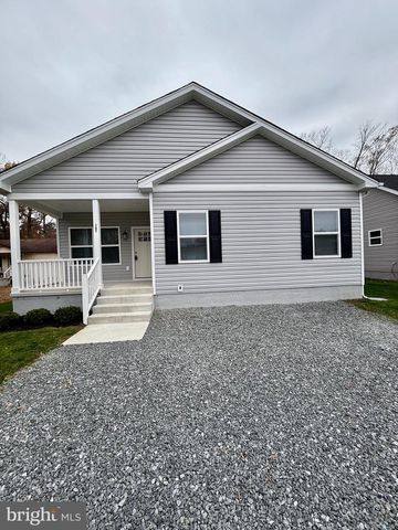 175 WILDWOOD RD, Colonial Beach, VA 22443