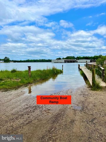 175 WILDWOOD RD, Colonial Beach, VA 22443