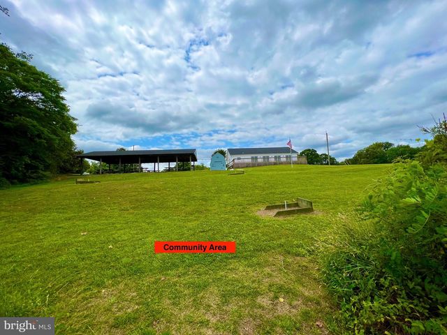 175 WILDWOOD RD, Colonial Beach, VA 22443