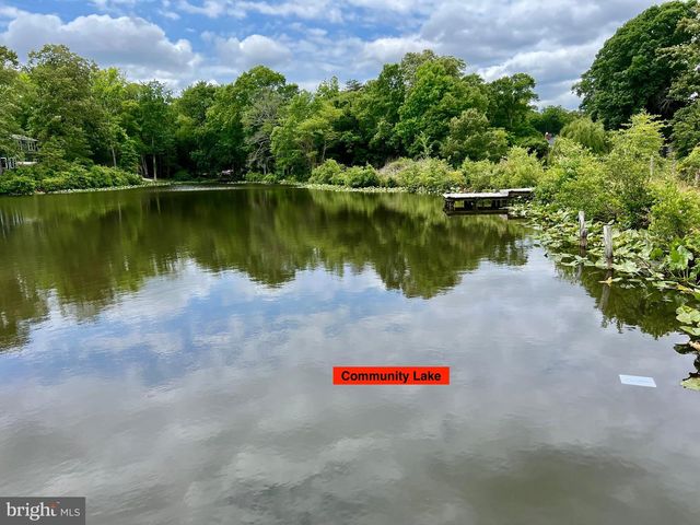 175 WILDWOOD RD, Colonial Beach, VA 22443