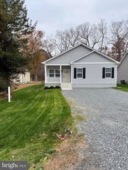 175 WILDWOOD RD, Colonial Beach, VA 22443