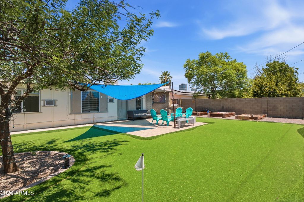 813 W ROMO JONES Street, Tempe, AZ 85281 — photo 2