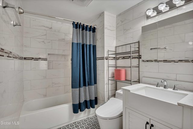 246 Union Street, Schenectady, NY 12305