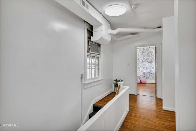 246 Union Street, Schenectady, NY 12305