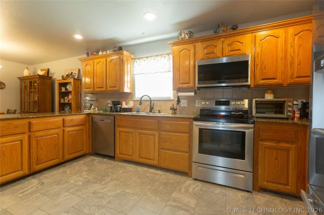 1400 Sweetgum Place, Mcalester, OK 74501