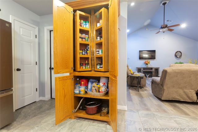 1400 Sweetgum Place, Mcalester, OK 74501