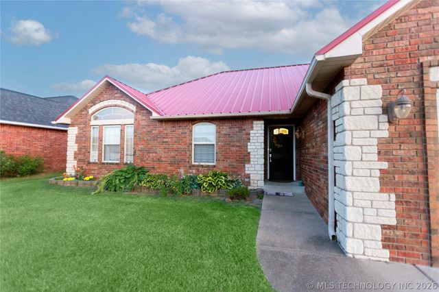 1400 Sweetgum Place, Mcalester, OK 74501