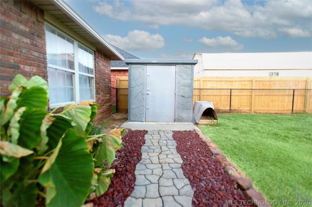 1400 Sweetgum Place, Mcalester, OK 74501