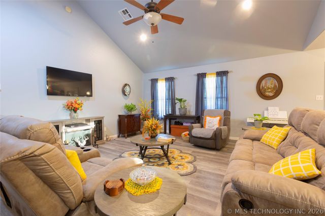 1400 Sweetgum Place, Mcalester, OK 74501