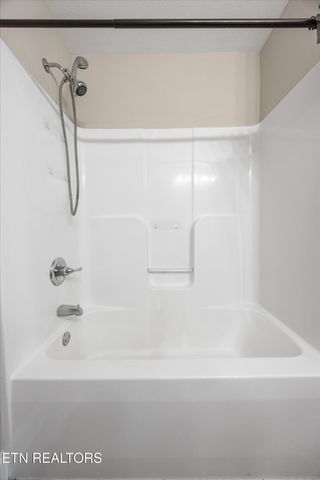 825 Sues Way, Maryville, TN 37803