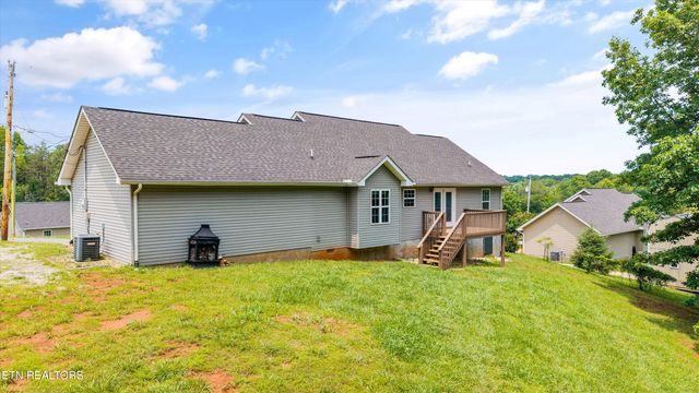 825 Sues Way, Maryville, TN 37803