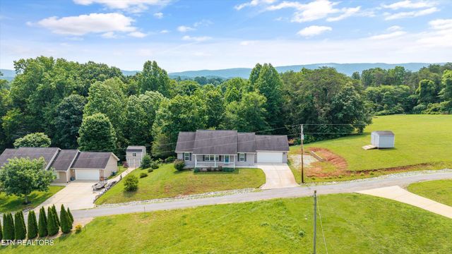 825 Sues Way, Maryville, TN 37803