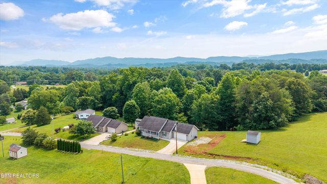 825 Sues Way, Maryville, TN 37803