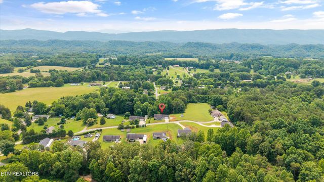 825 Sues Way, Maryville, TN 37803