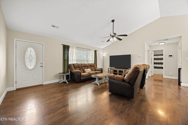 825 Sues Way, Maryville, TN 37803