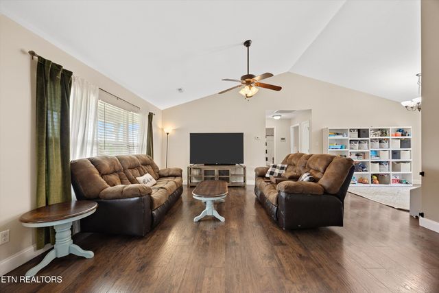 825 Sues Way, Maryville, TN 37803