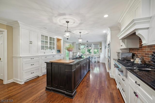 307 FOREST DRIVE SOUTH, Millburn Twp., NJ 07078
