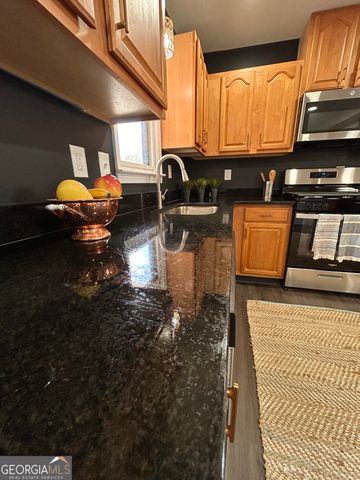 5147 W 166 Highway, Carrollton, GA 30117