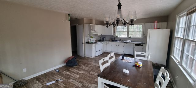 6570 Rivertown Road, Fairburn, GA 30213