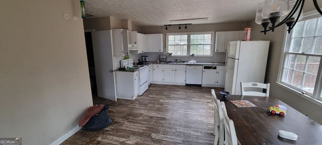 6570 Rivertown Road, Fairburn, GA 30213