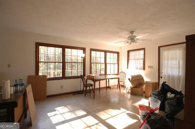 6570 Rivertown Road, Fairburn, GA 30213