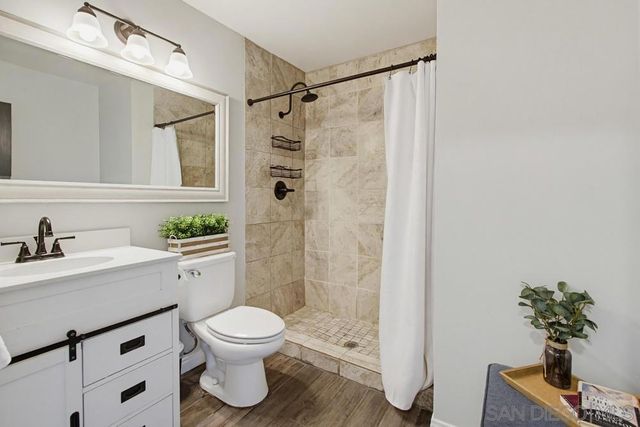 320 James St, Escondido, CA 92027