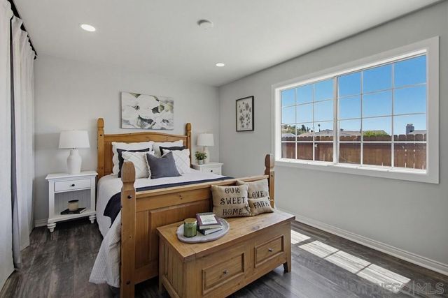 320 James St, Escondido, CA 92027