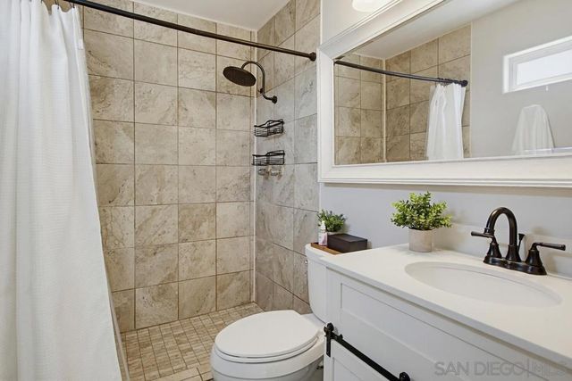 320 James St, Escondido, CA 92027