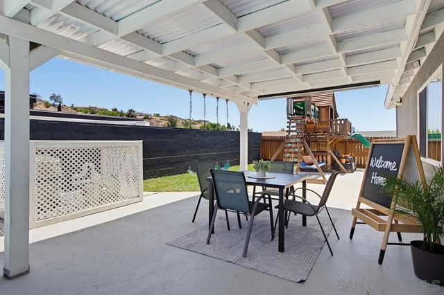 320 James St, Escondido, CA 92027
