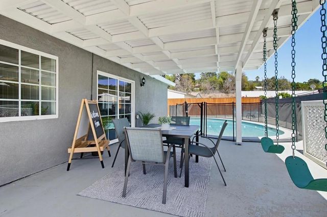 320 James St, Escondido, CA 92027