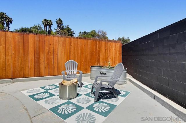 320 James St, Escondido, CA 92027