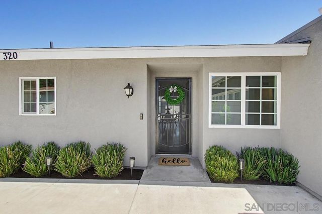 320 James St, Escondido, CA 92027