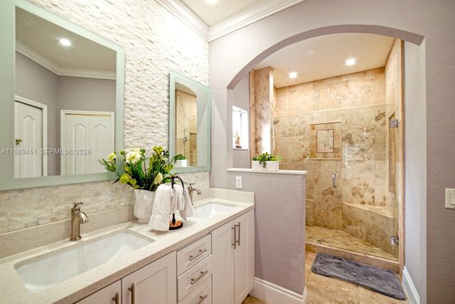 10254 SW 227th St 0, Cutler Bay, FL 33190