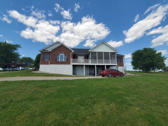 696 Pea Ridge Road, Stamping Ground, KY 40379