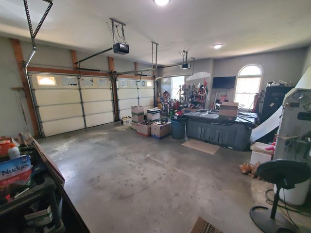 696 Pea Ridge Road, Stamping Ground, KY 40379