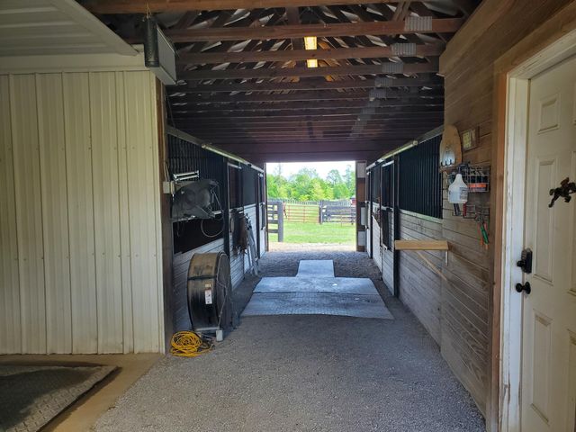 696 Pea Ridge Road, Stamping Ground, KY 40379
