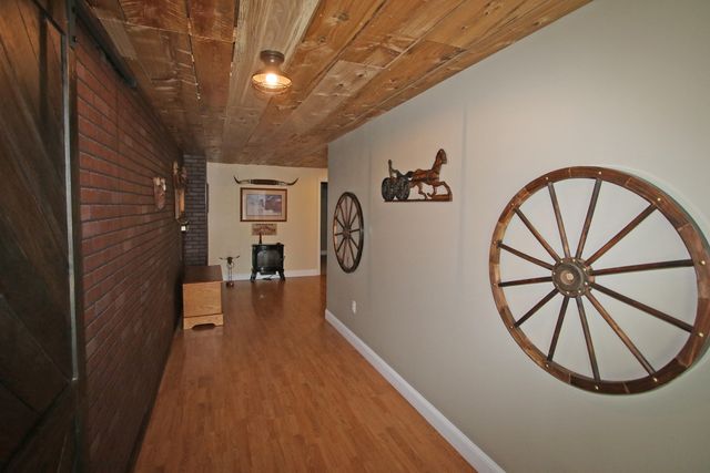 696 Pea Ridge Road, Stamping Ground, KY 40379
