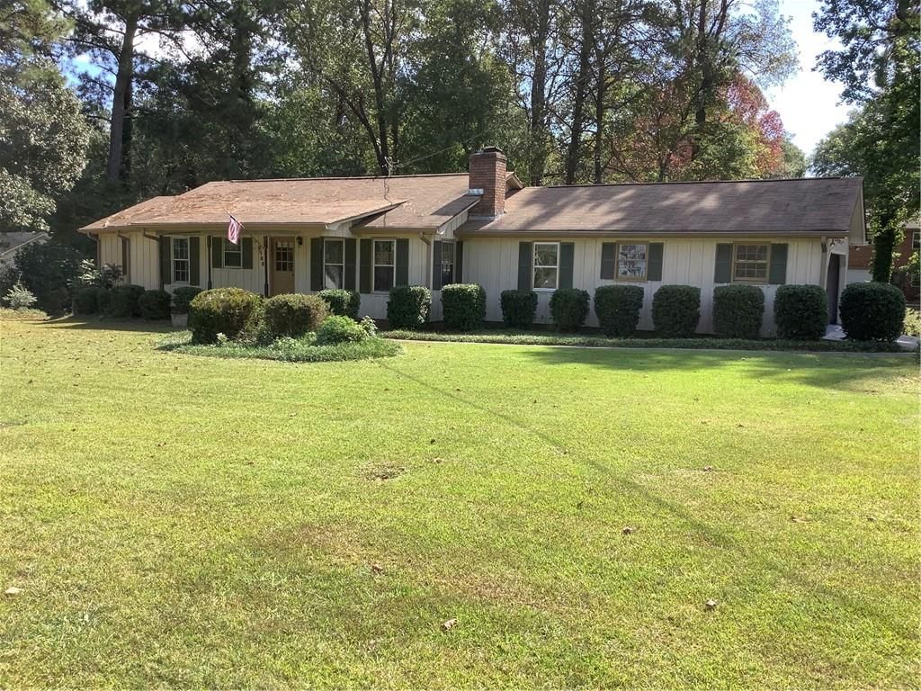 3768 Laurel NW Drive, Acworth, GA 30101