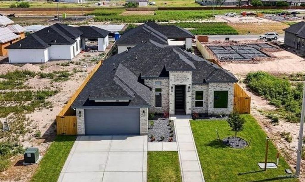 905 Nappa Valley Drive, Mission, TX 78574