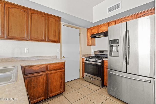4069 TIERRA BRONCE Drive, El Paso, TX 79938