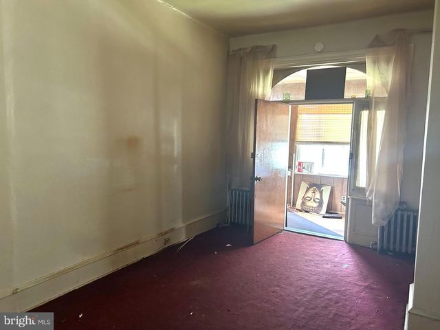 5330 SPRUCE ST, Philadelphia, PA 19139