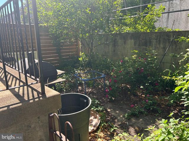 5330 SPRUCE ST, Philadelphia, PA 19139